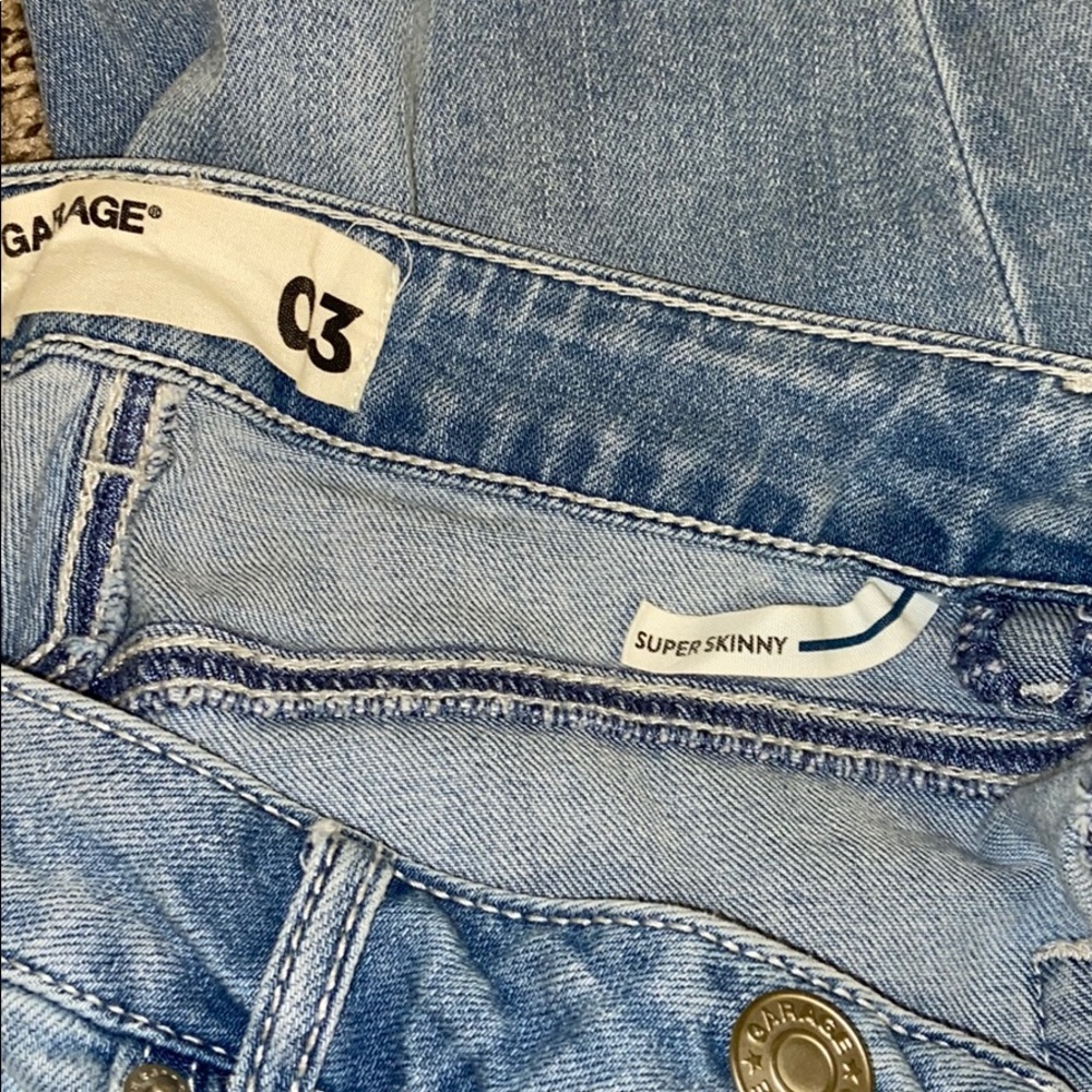 jeans - Picture 3 of 3